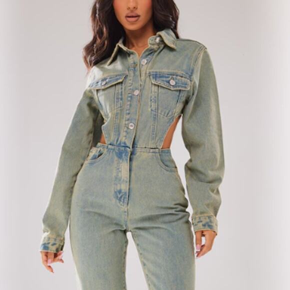 PrettyLittleThing Pants - PrettyLittleThing PLT Petite Vintage Wash Denim Cut Out Waist Jumpsuit -US 4 NWT
